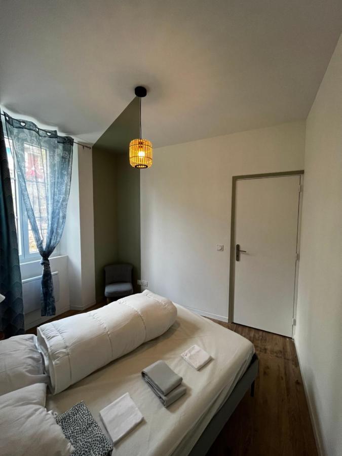 Charmant 2 Pieces Avec Terrasse Proche Centre Ville - Parking Gratuit A Proximite Lourdes Bagian luar foto
